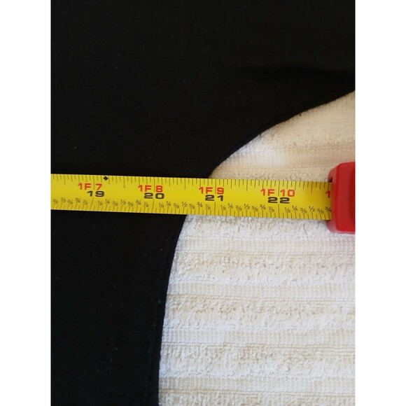 Womans Top Pullover Black Dream Catcher Feathers Rhinestones 1X Goth Rock Moto - Picture 11 of 12